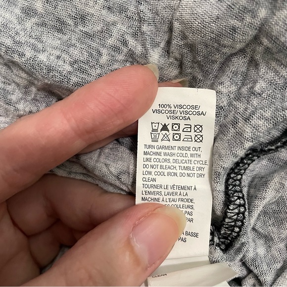 Lucky Brand cute black and white boho patterned short sleeve tshirt size Large - Picture 6 of 6